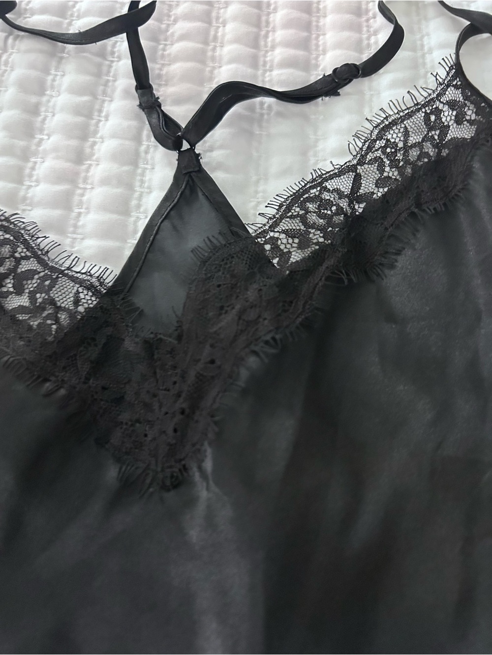 Secret Treasures Black Lace-Trim Satin Slip Dress - Women's Intimates. Size XL - Picture 4 of 7